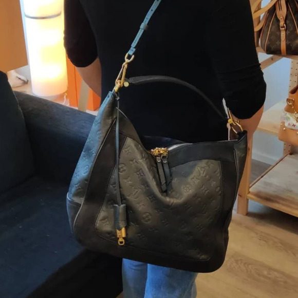 Louis Vuitton Audacieuse MM Bag